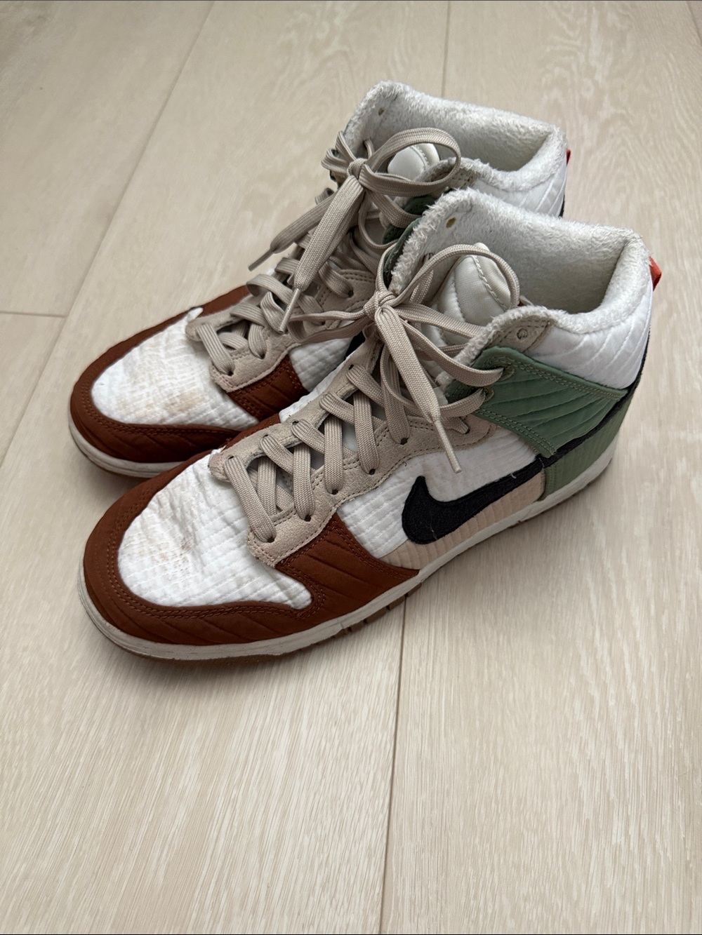 Nike Next Nature Toasty White Brown Green Dunks Sneakers with Black Swoosh - Picture 4 of 12